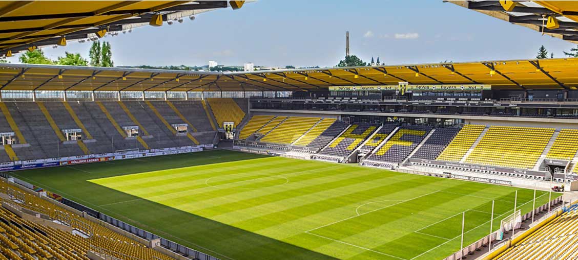 Stadion „Grüne Au“ wird ausgebaut (Aprilscherz)